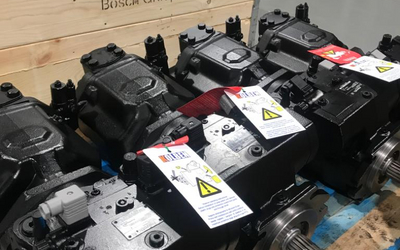 SUCHEN SIE NEUES OLEODINAMISCHES MATERIAL